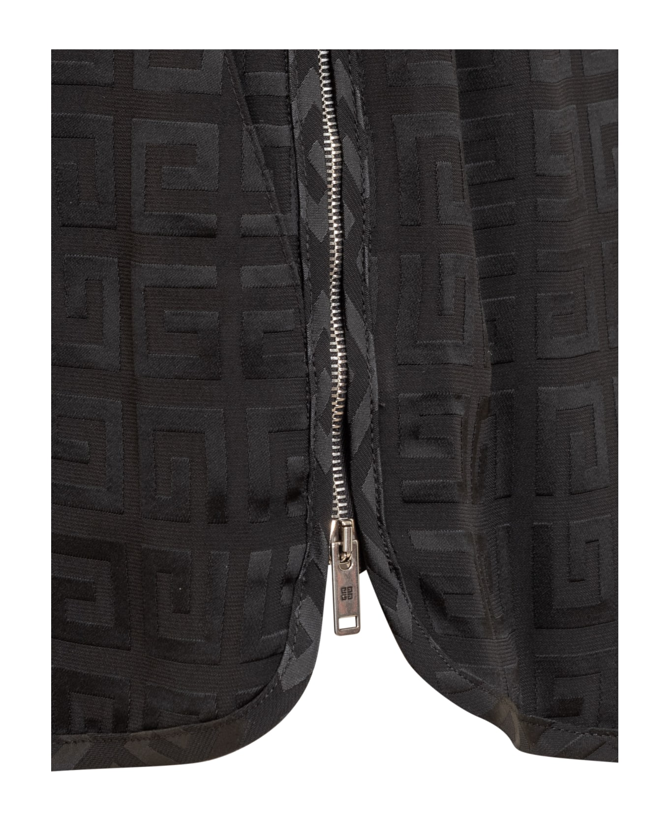Givenchy Shorts With Zip In 4g Jacquard - Black