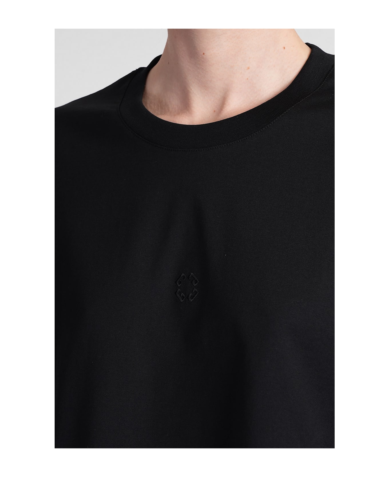 Givenchy T-shirt In Black Cotton - black