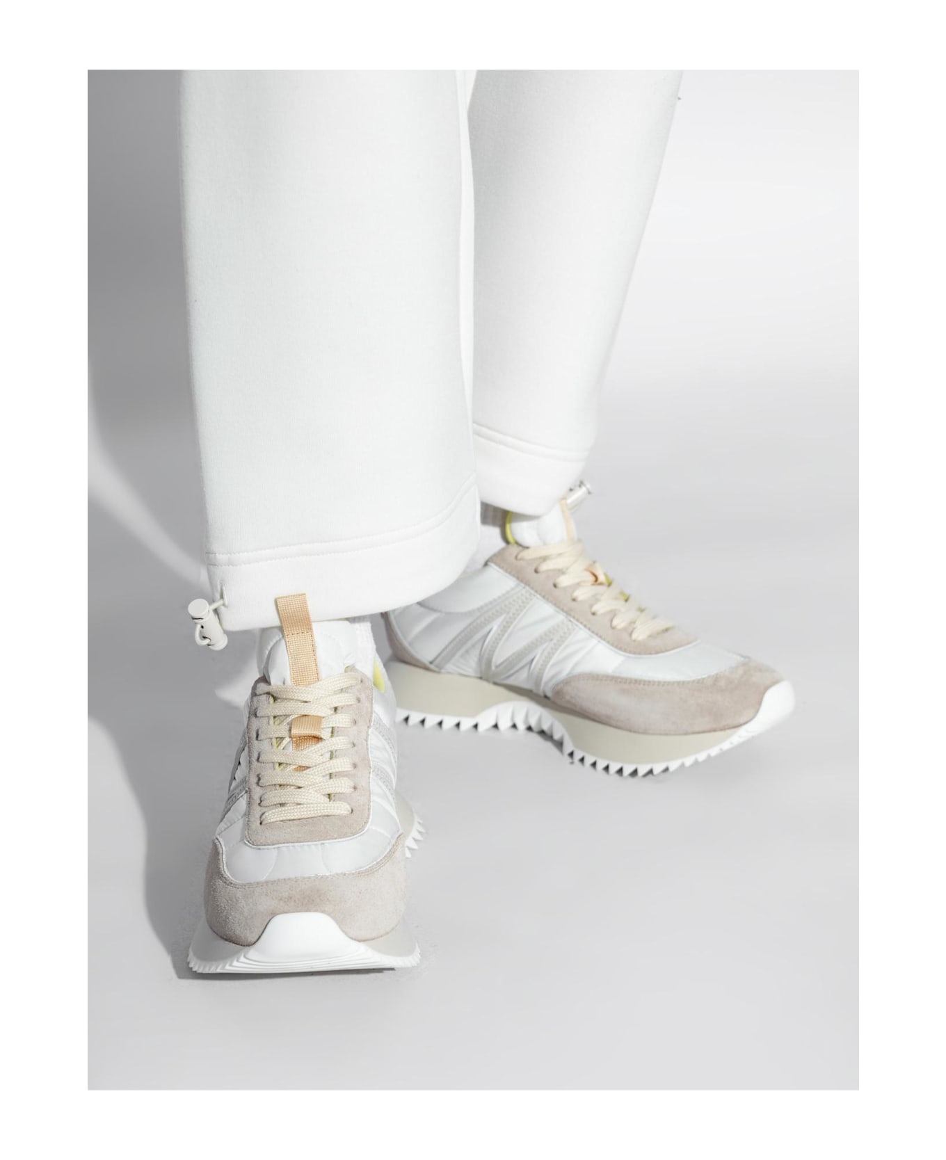 Moncler Sneakers Pacey - WHITE
