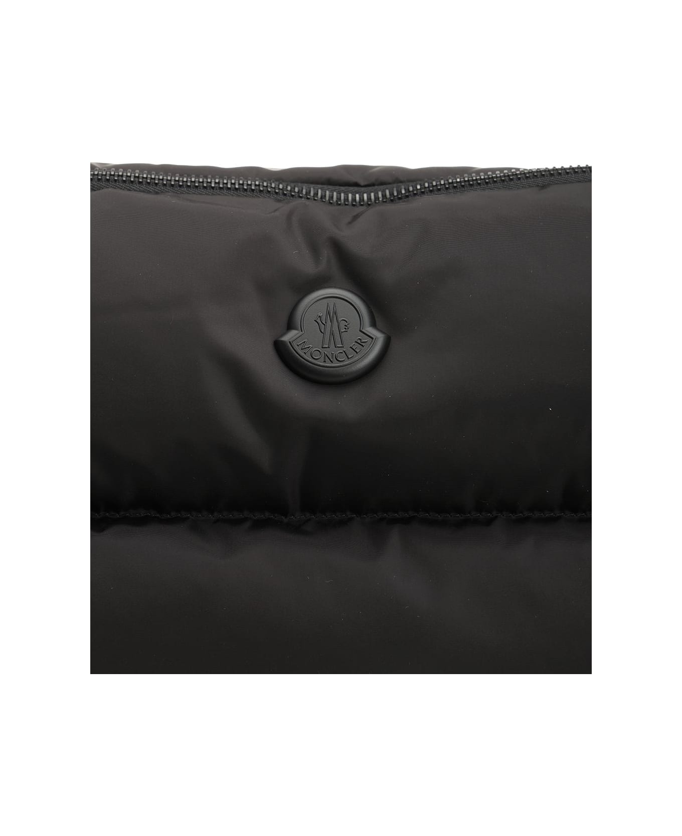 Moncler Laptop Holder 
cardoc
 - Black