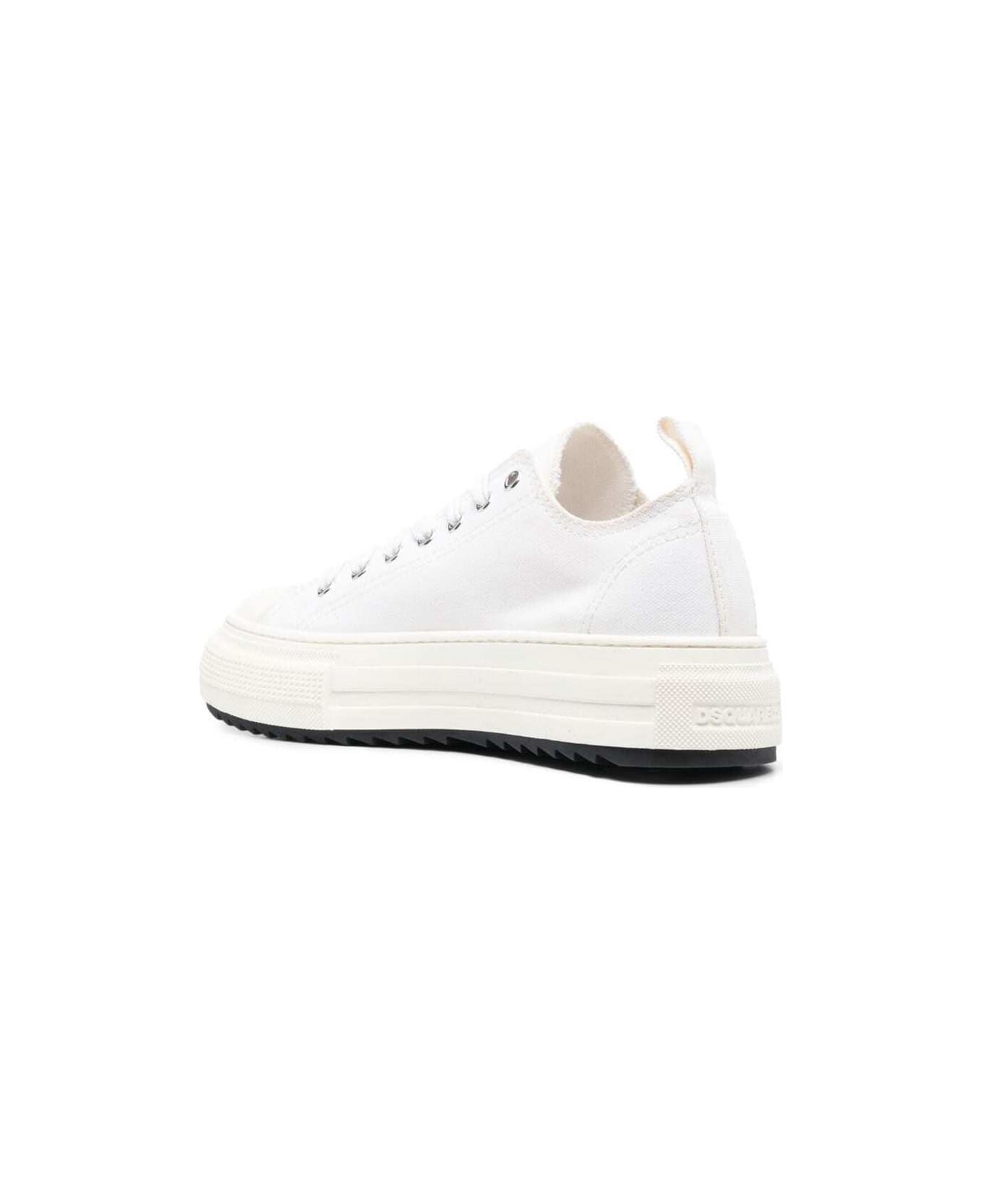 Dsquared2 Sneakers Flatform Rialzate Con Logo Bianche In Cotone Donna - White