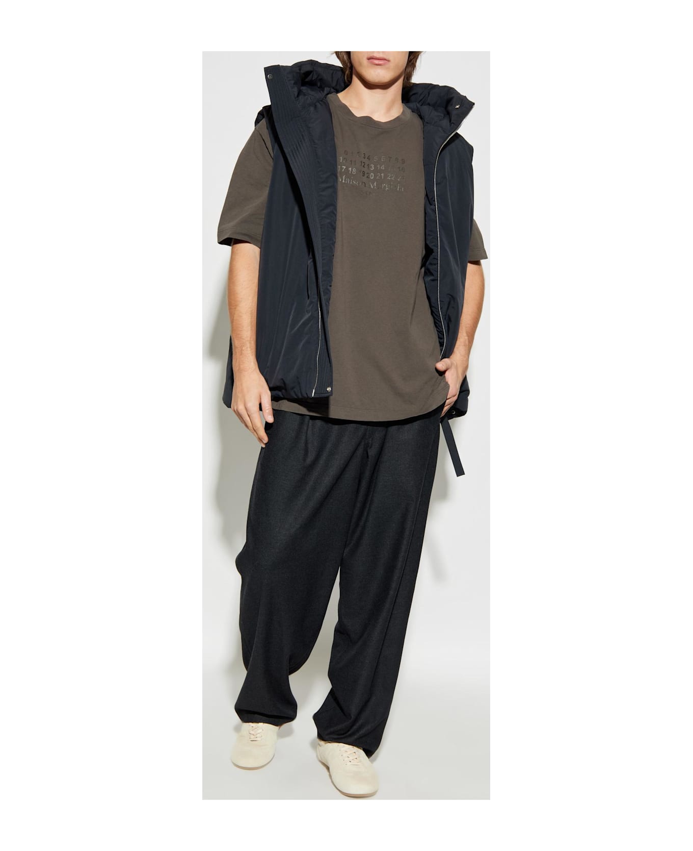 Maison Margiela T-shirt With Printed Logo - BROWN