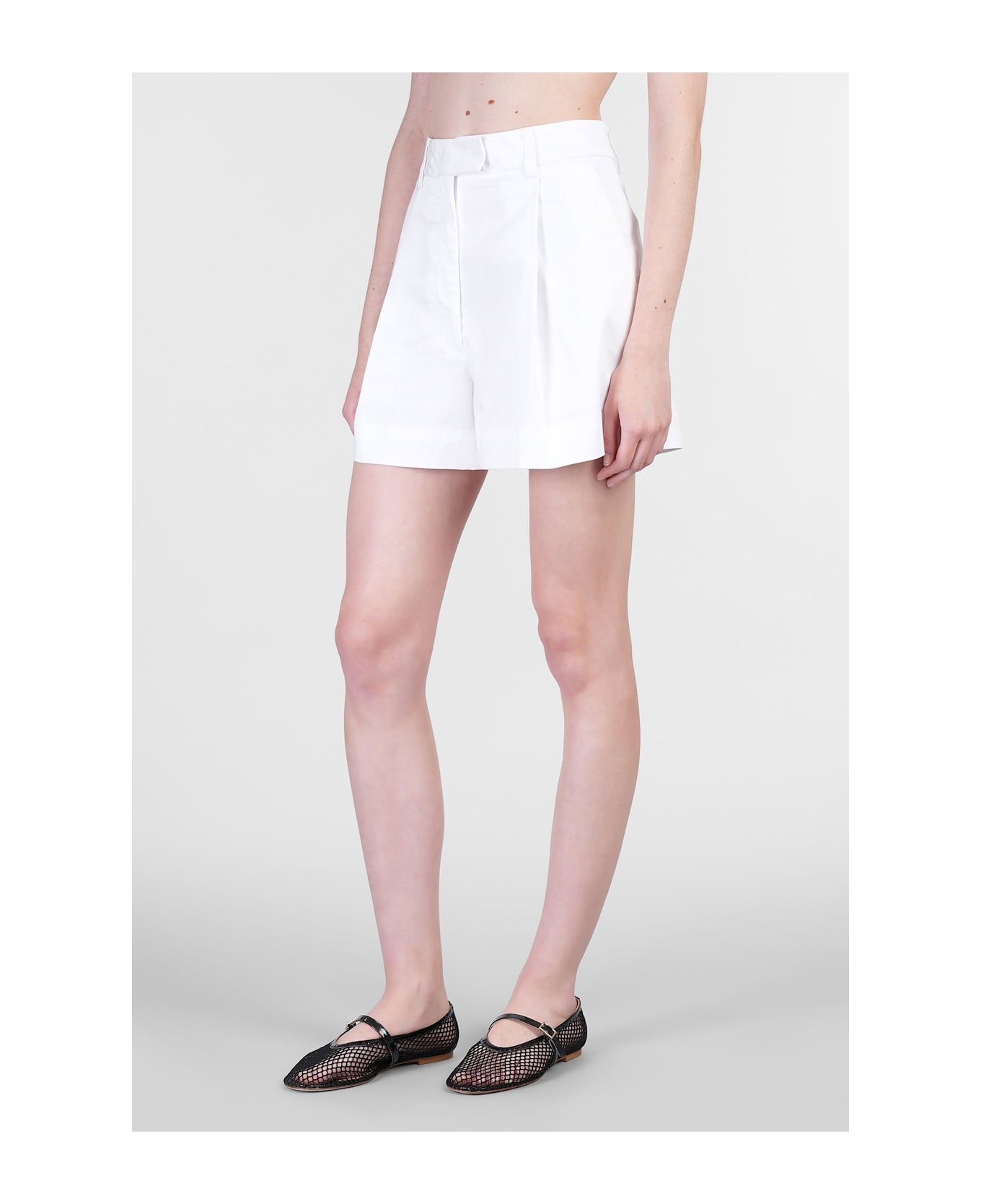 TheLatest Bea 31b5 Shorts In White Cotton - white