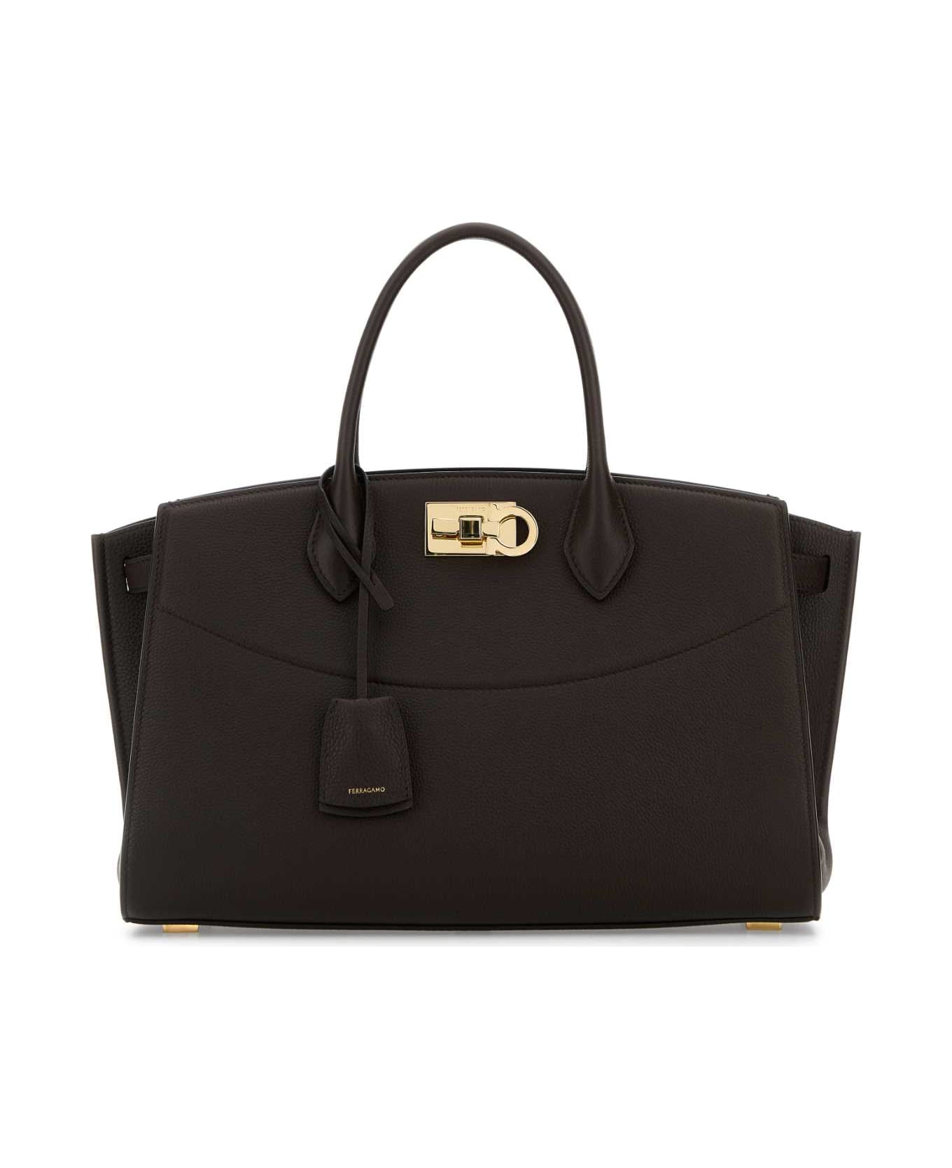 ハンドバッグ FERRAGAMO Woman Handbag Dark 215921 781313 055 Hug handbag (L) - Women | Ferragamo