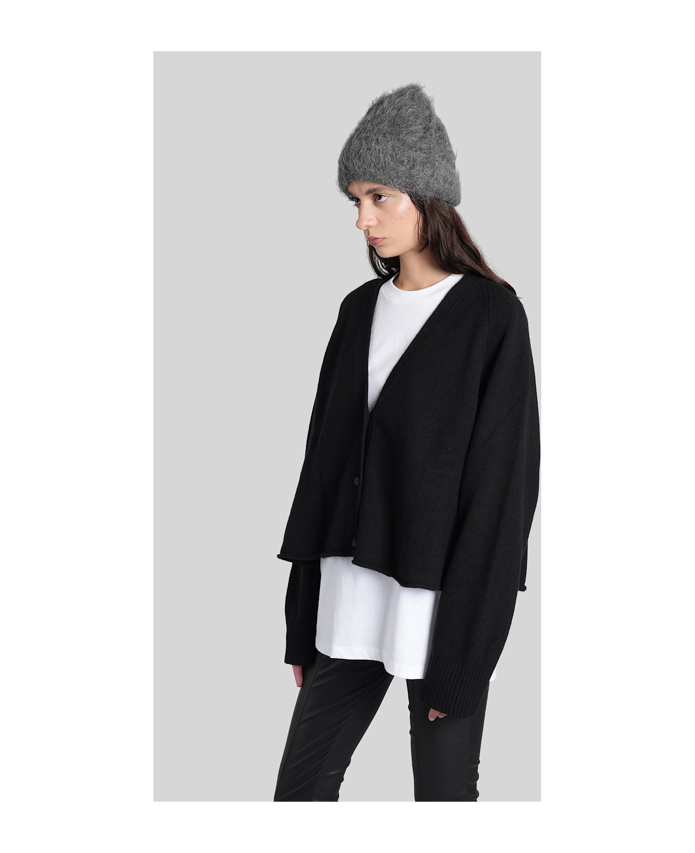 Laneus Cardigan In Black Wool - black
