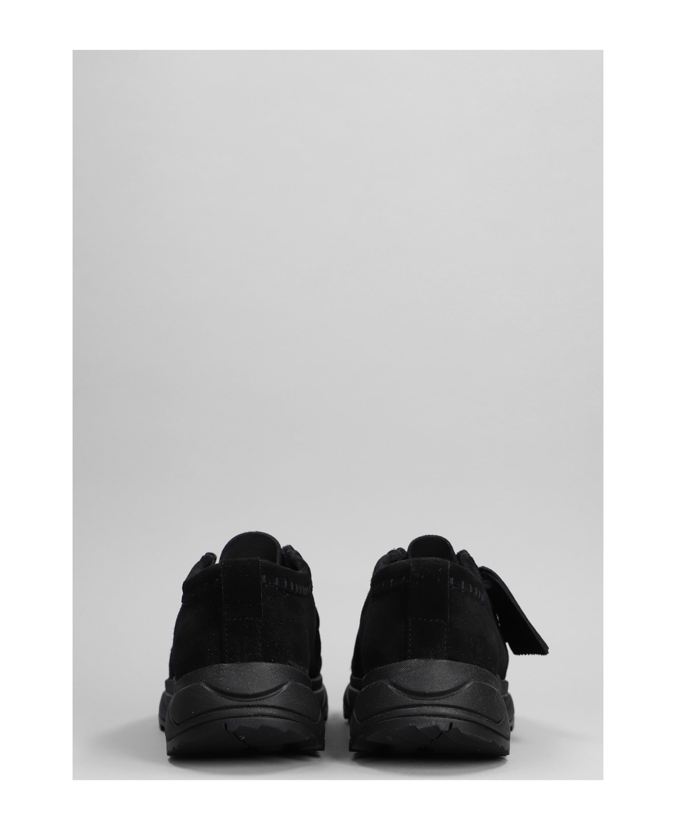 Clarks Walla Eden Lo Sneakers In Black Suede - black