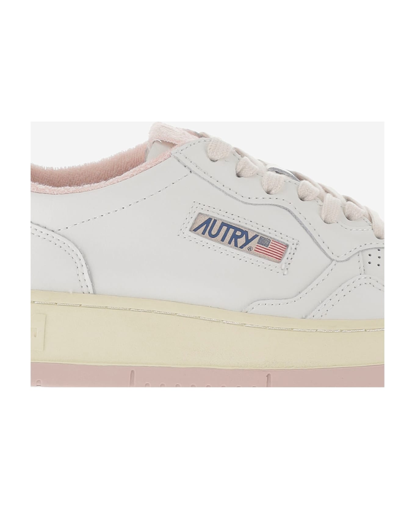 Autry Low Medalist Sneakers - Bianco+cipria