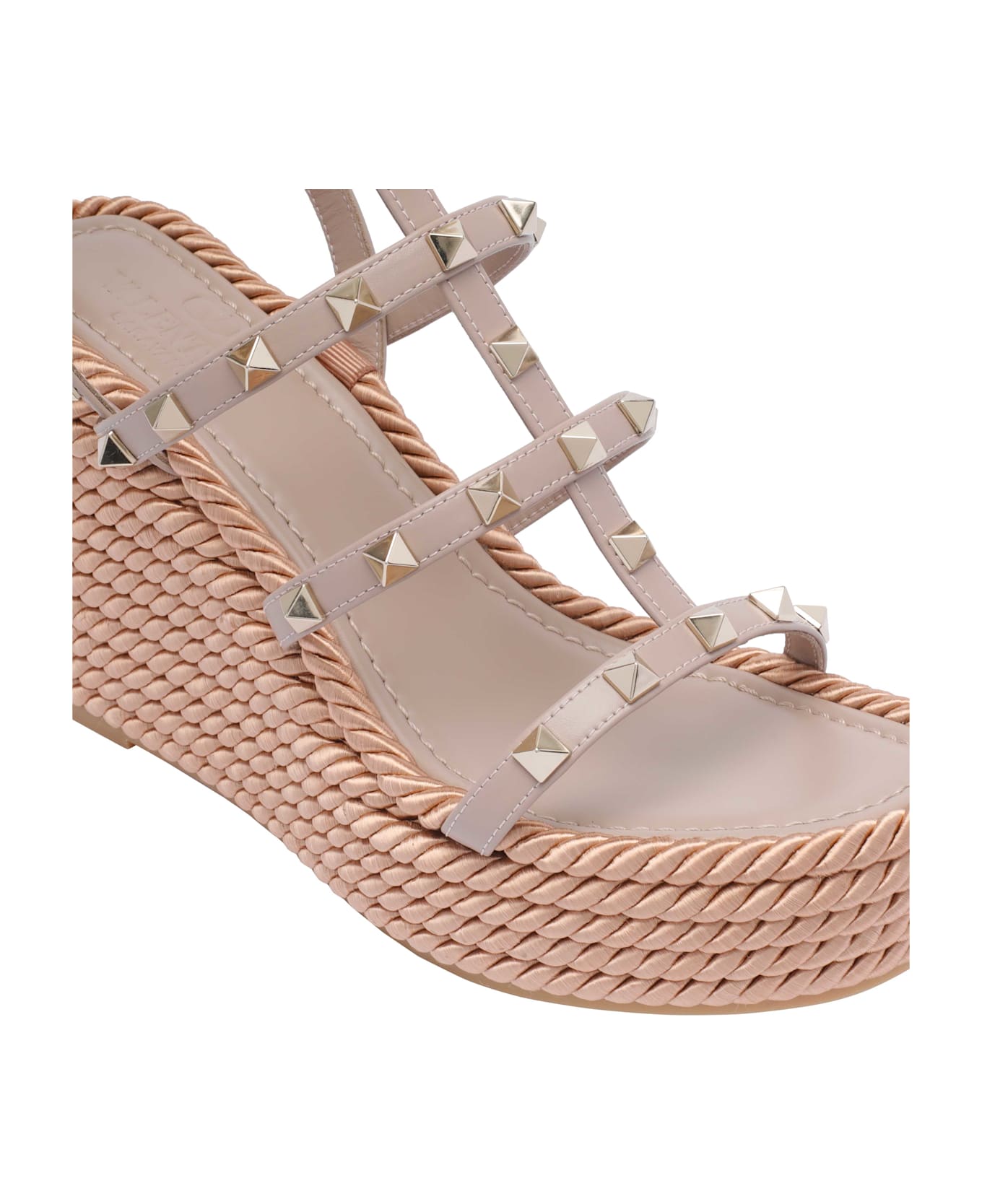Valentino Garavani Rockstud Wedged Sandals - Pink