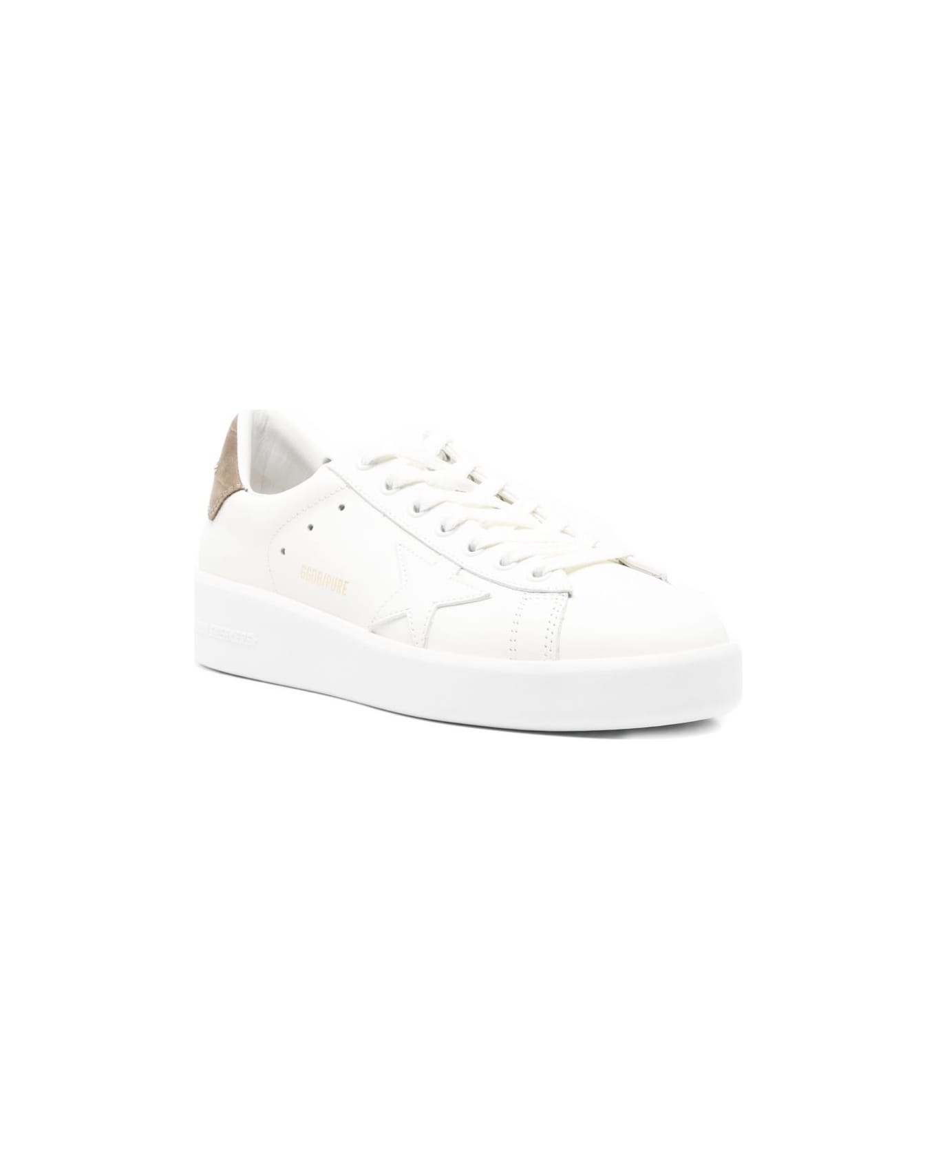 Golden Goose Sneakers With Star Appliqué - White