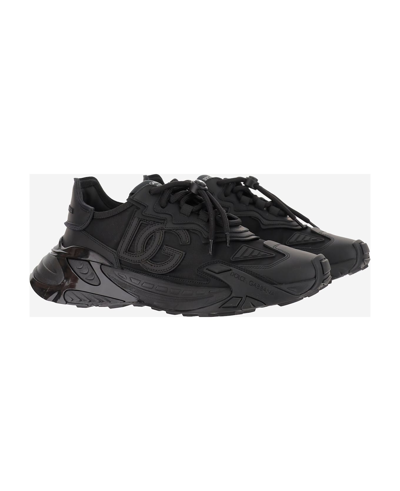 Dolce 
Gabbana Chunky Sneakers With Embroidered Logo - Black