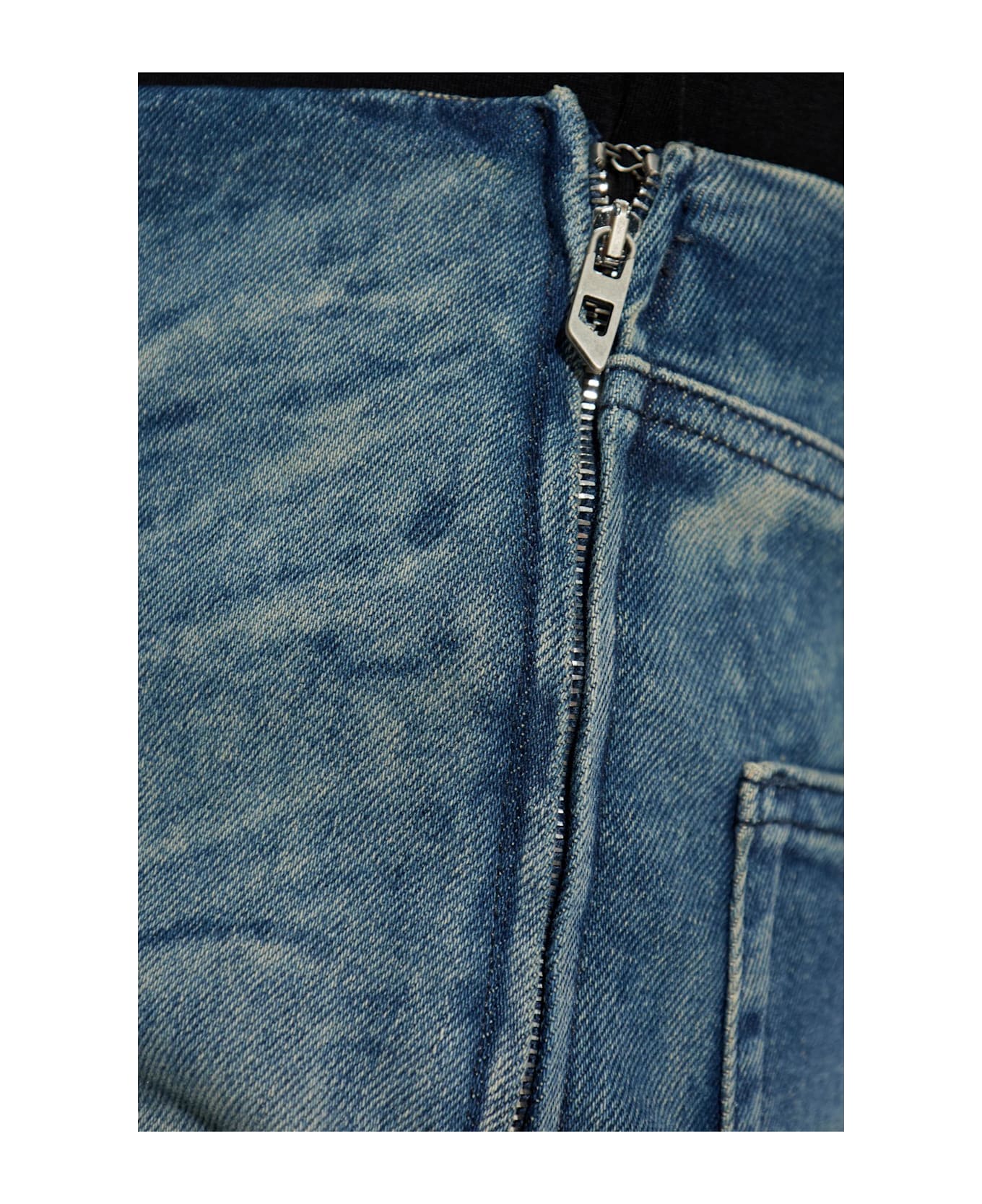Diesel Shorts 
de-kayla-s
