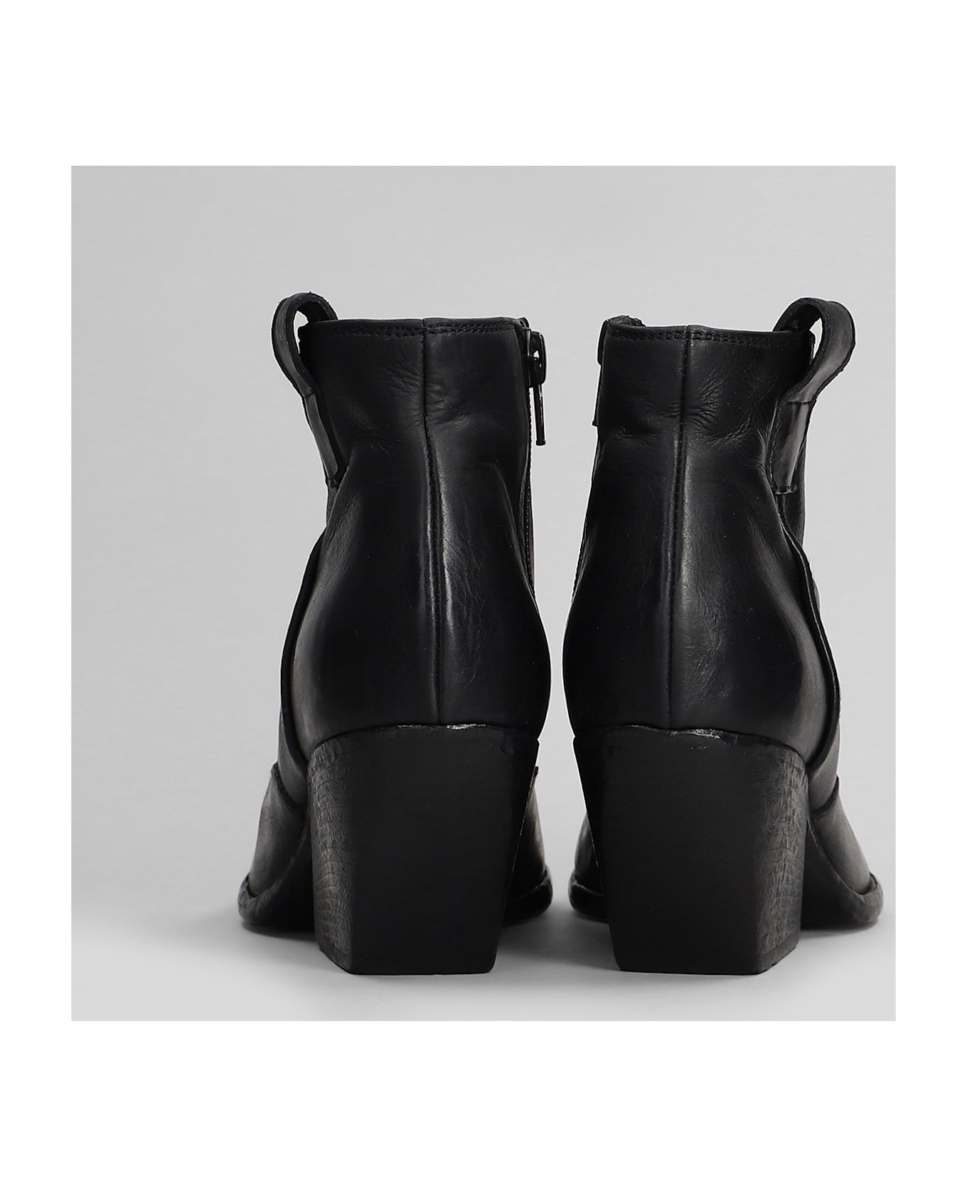 Elena Iachi Texan Ankle Boots In Black Leather - black