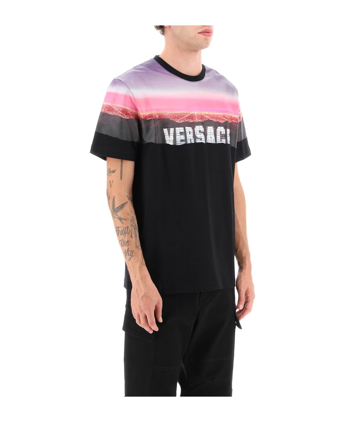 Versace Printed Cotton T-shirt - Black シャツ