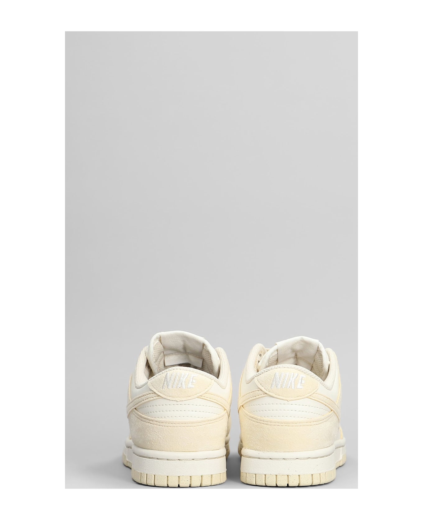 Nike Dunk Low Sneakers In Beige Suede And Leather - beige