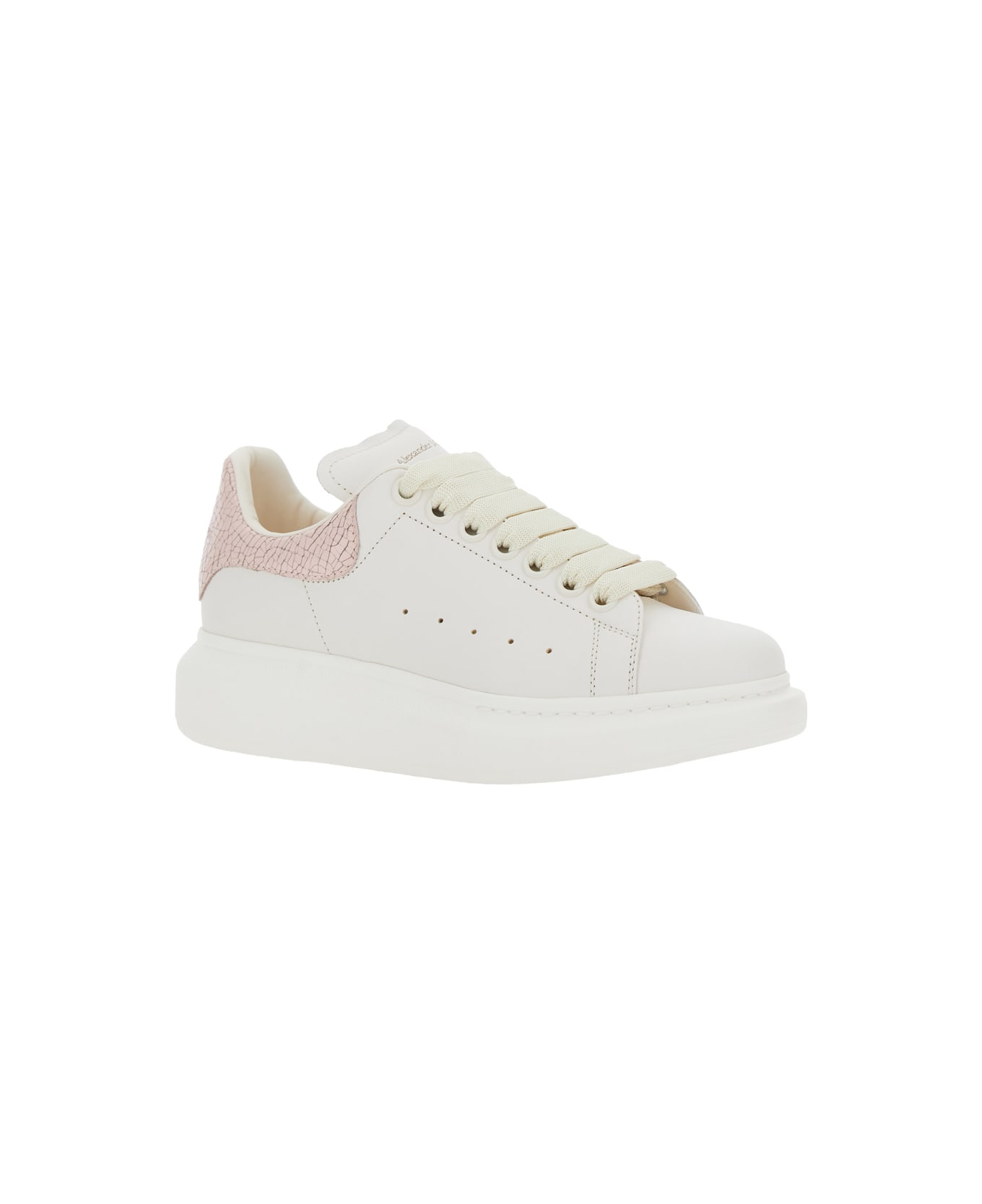 Alexander McQueen White Low Top Sneakers With Logo Patch On The Tongue And Contrasting Heel Detail In Leather Woman - White