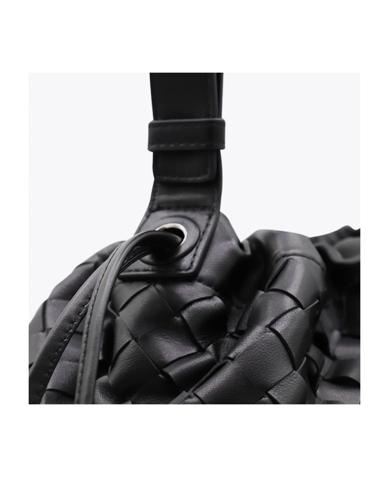 Bottega Veneta Black Leather Avenue 15/a Bag - Black