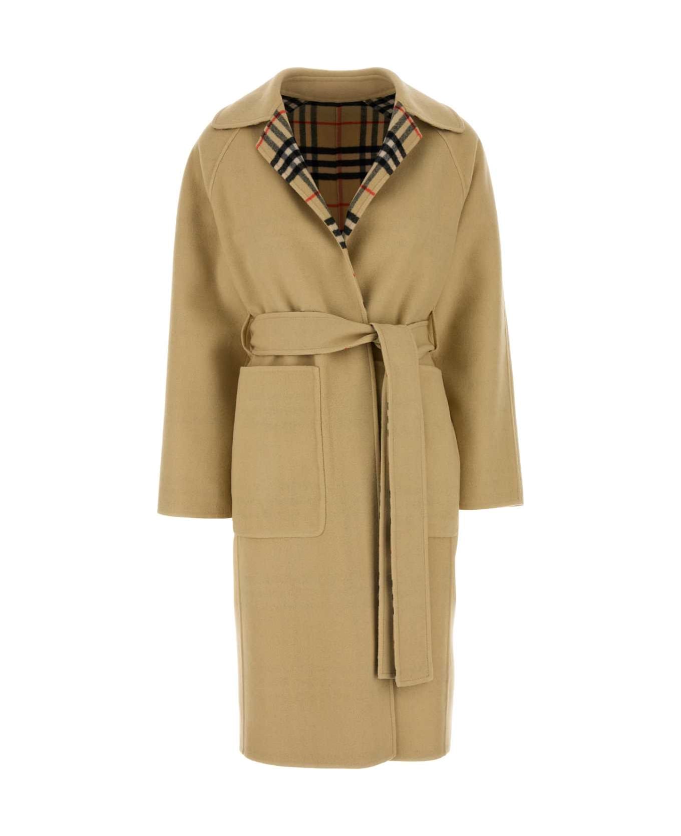 Burberry Beige Wool Reversible Coat - FLAX