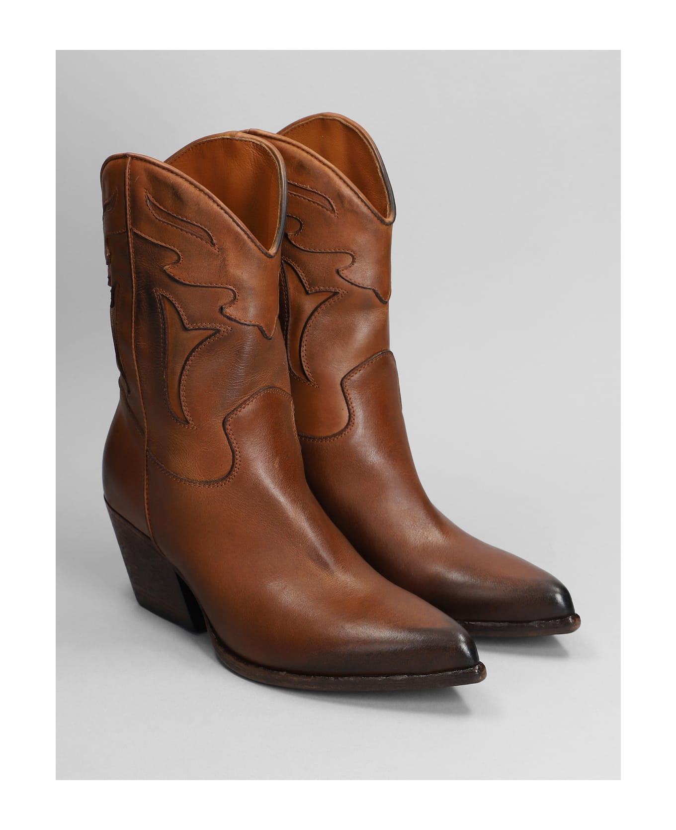 Elena Iachi Texan Ankle Boots In Leather G5180 Leather - leather G5180