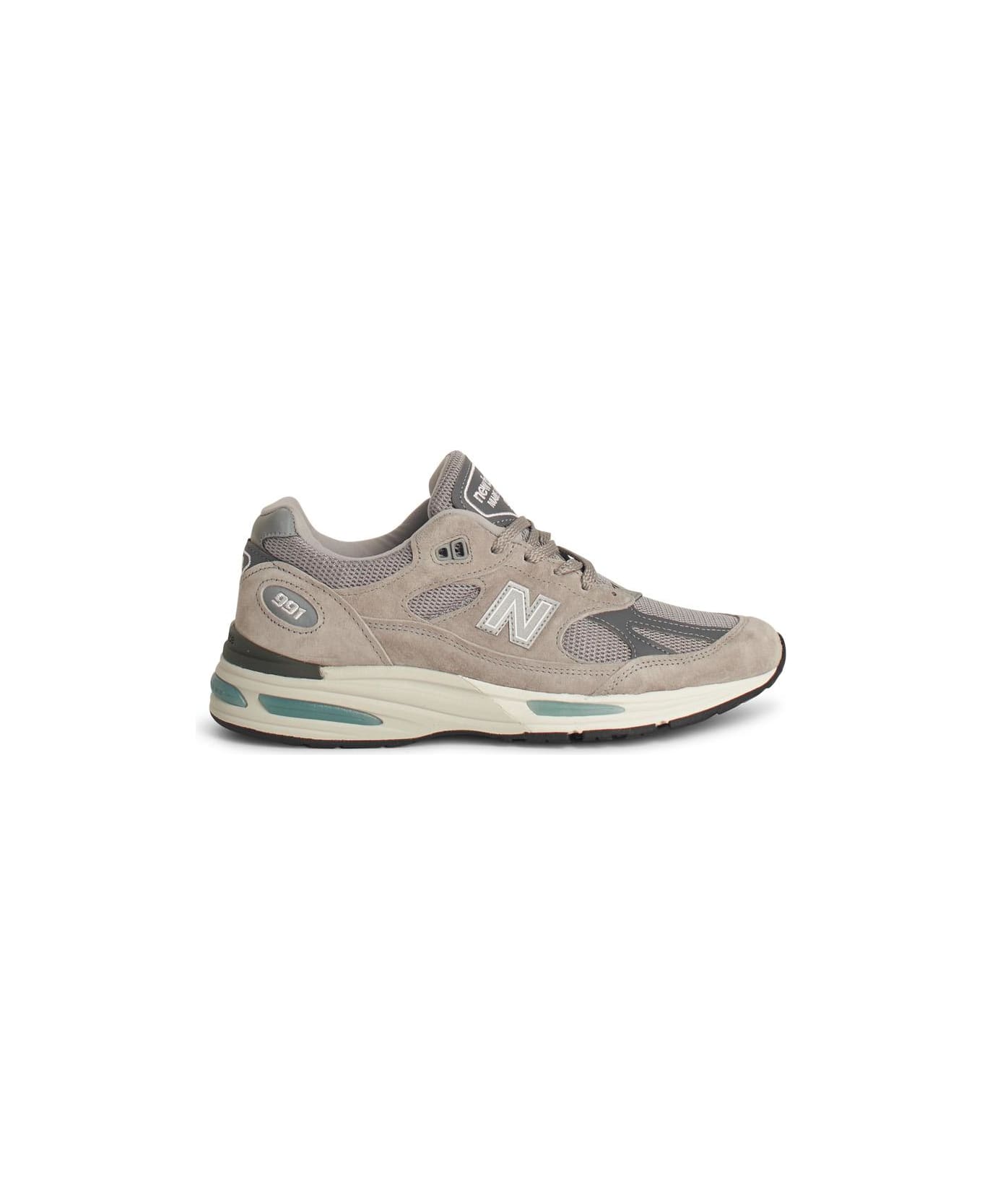 New Balance '991' Grey Suede Sneakers - Grey
