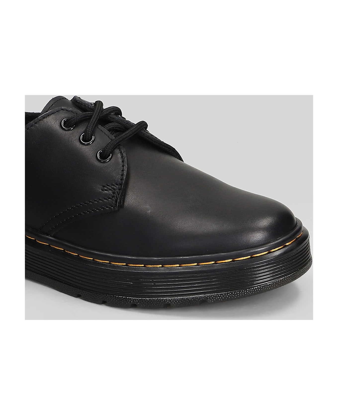 Dr. Martens Brookline Lo Lace Up Shoes In Black Leather - black