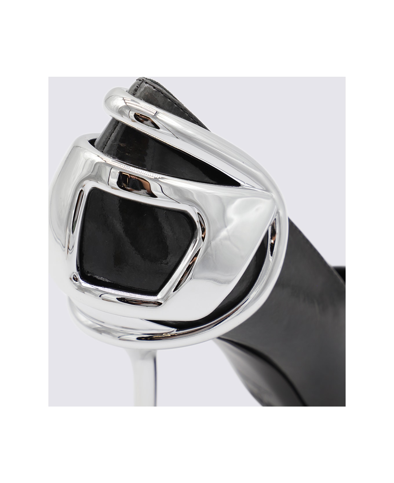 Diesel Black And Silver Leather Pumps - Black