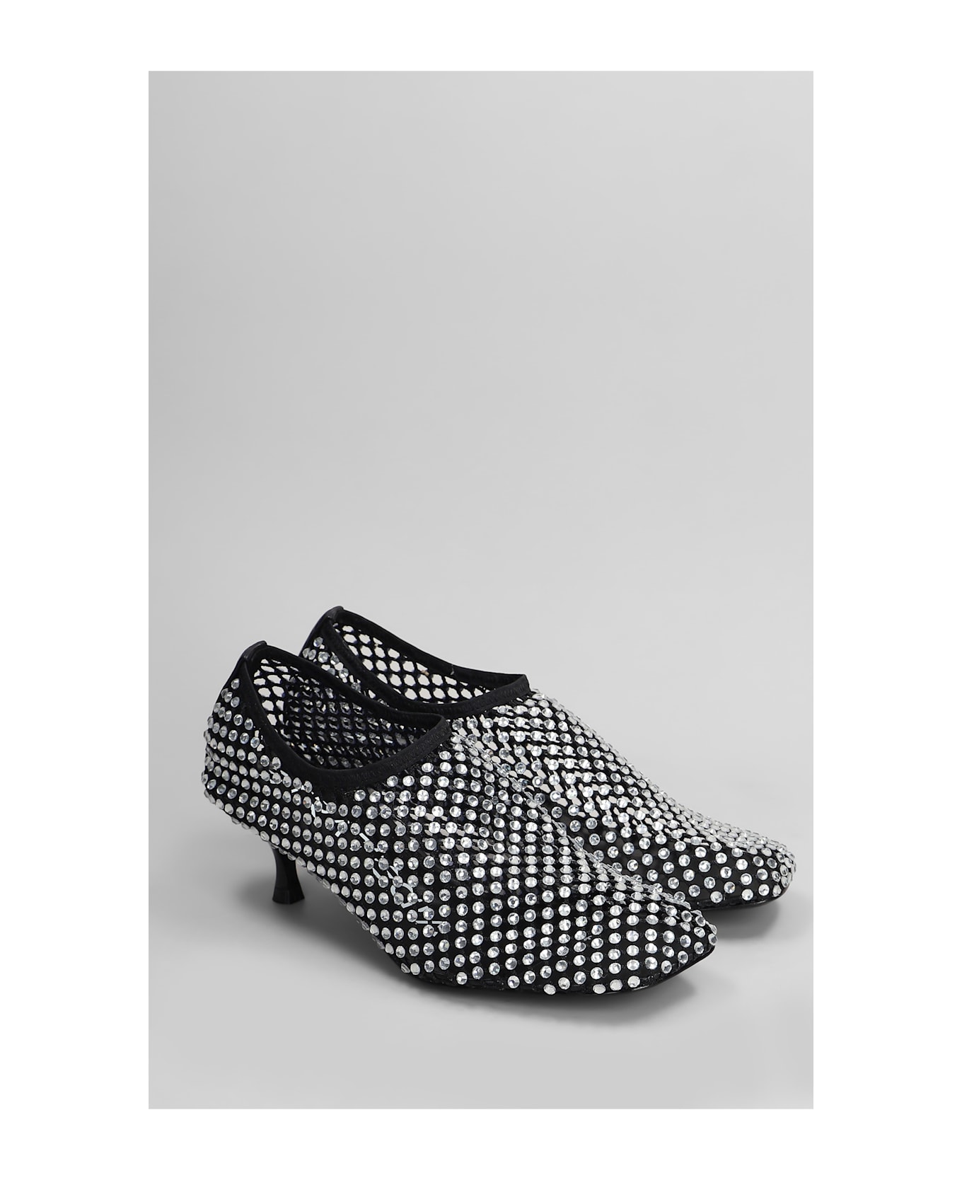 Strategia Pumps In Black Leather - black