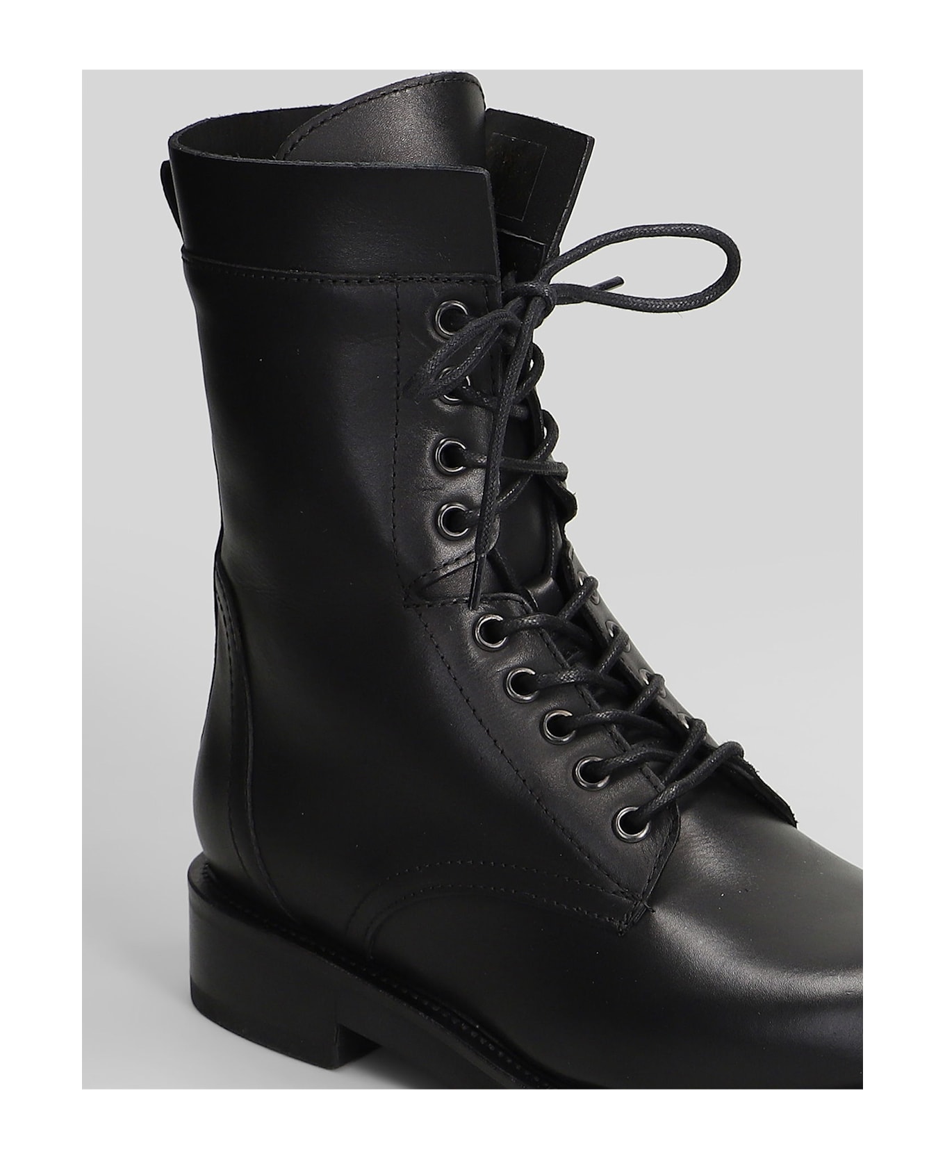 Julie Dee Combat Boots In Black Leather - black