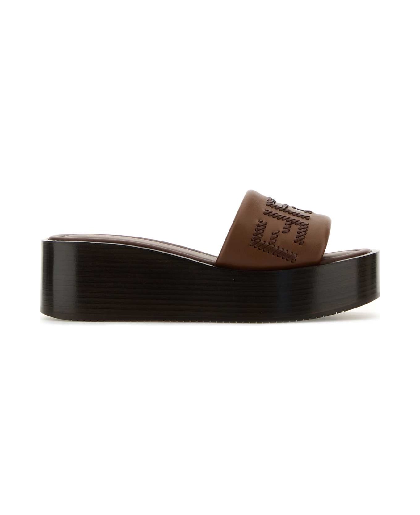 Fendi Brown Leather Fendi Sunshine Slippers - CUIR