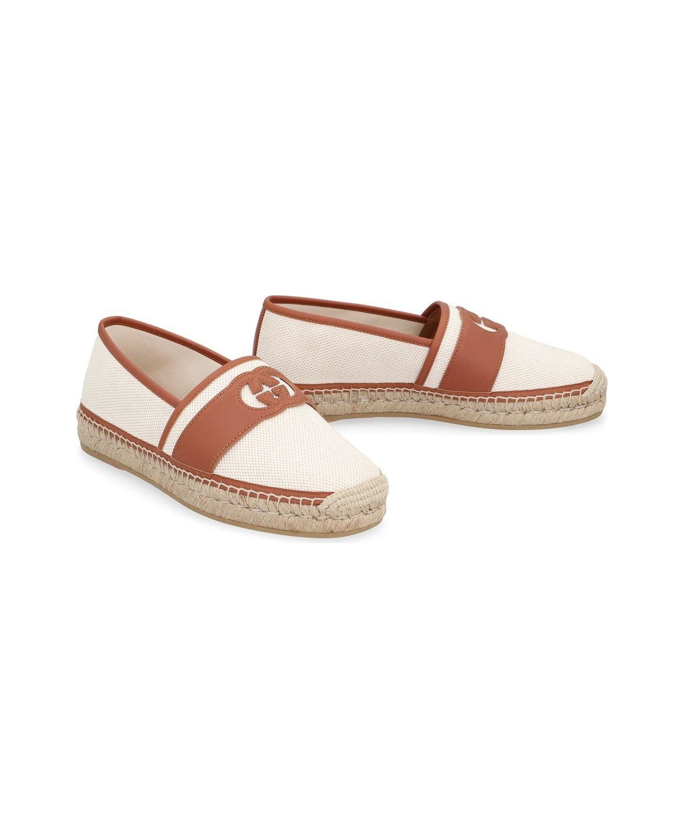 Gucci Logo Cut-out Slip-on Espadrilles - BEINATURALHARNBRO その他各種シューズ