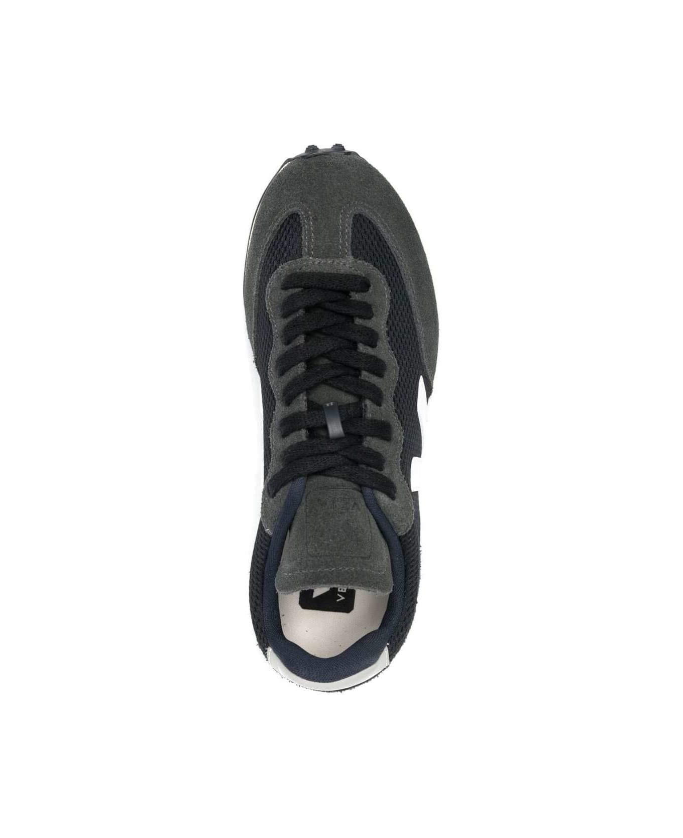 Veja 'rio' Black Low Top Sneakers With Logo Patch And Mesh And Suede Inserts Man - Black