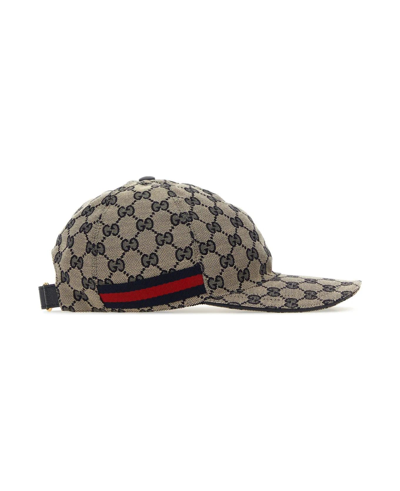 Gucci Gg Supreme Fabric Baseball Cap - Beige