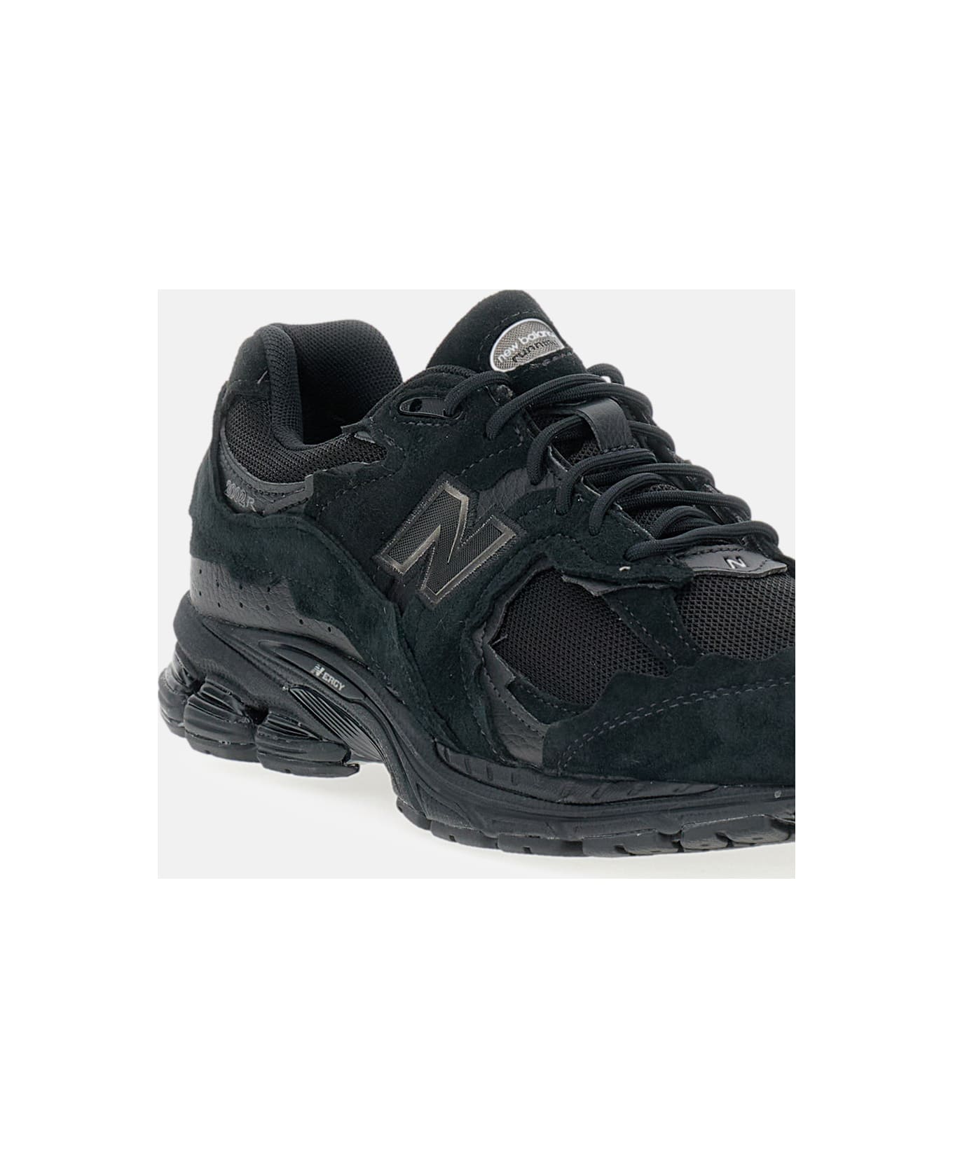 New Balance U2002 Sneaker - Black