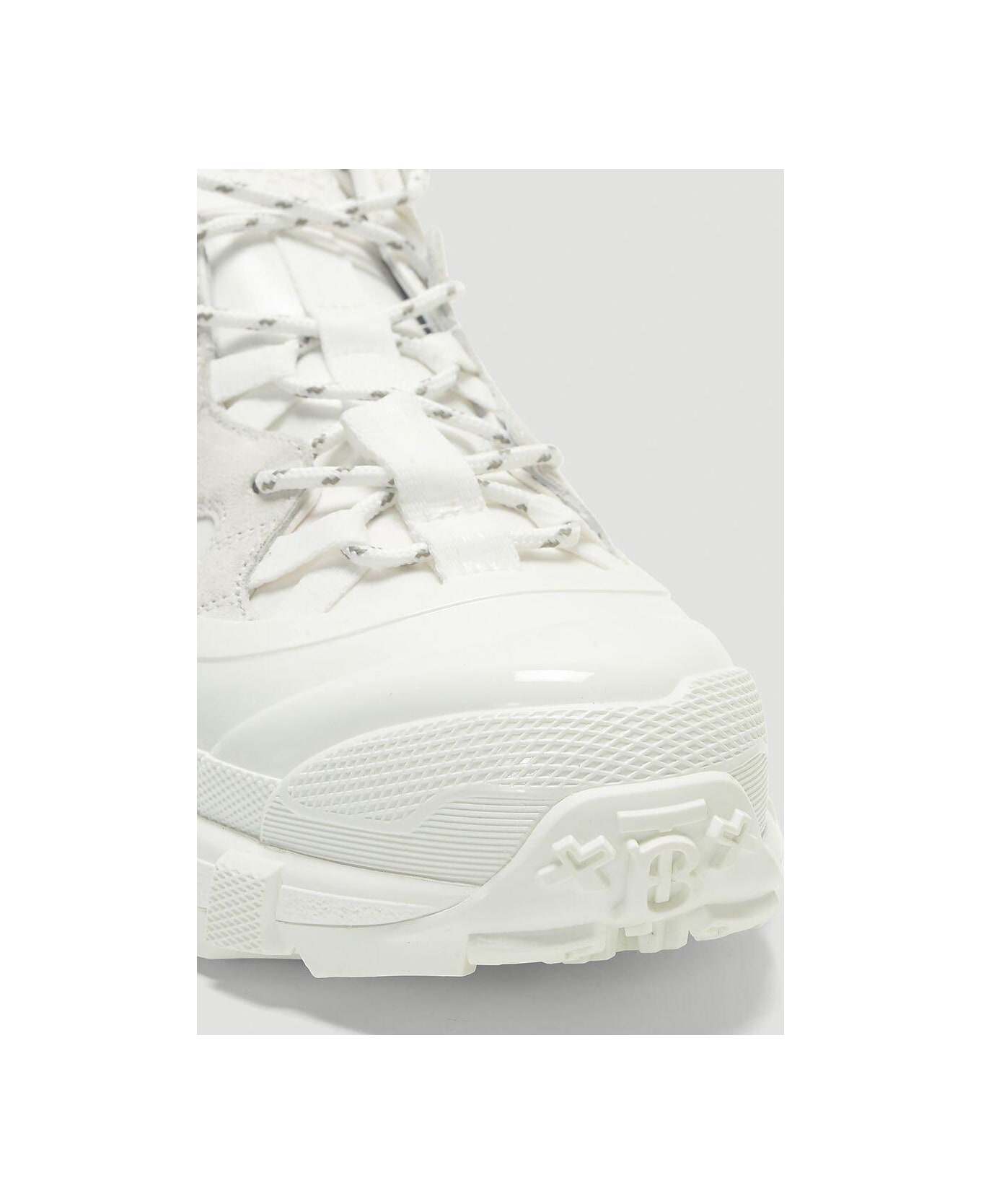 Burberry Arthur Low-top Sneakers - White
