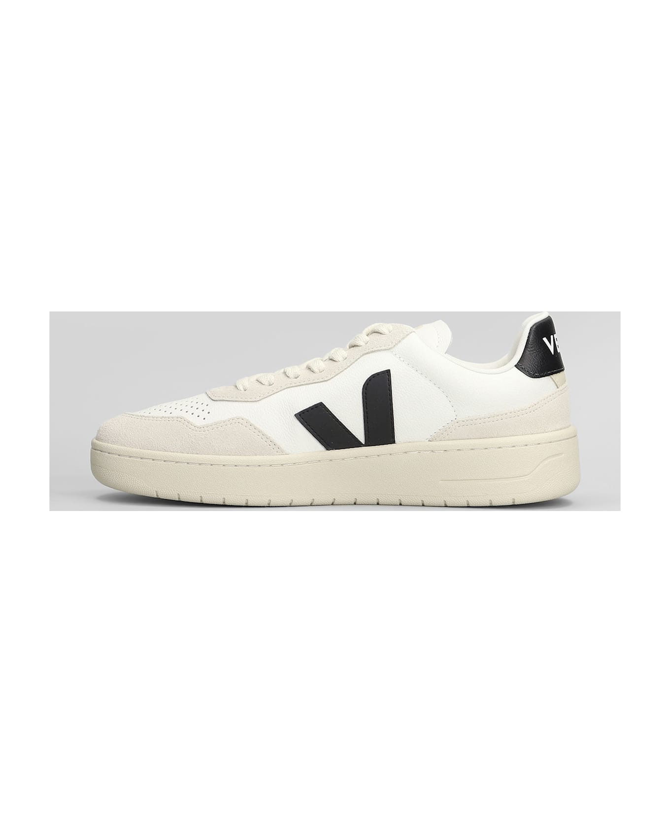 Veja V-90 O.t Sneakers In White Suede And Leather - white