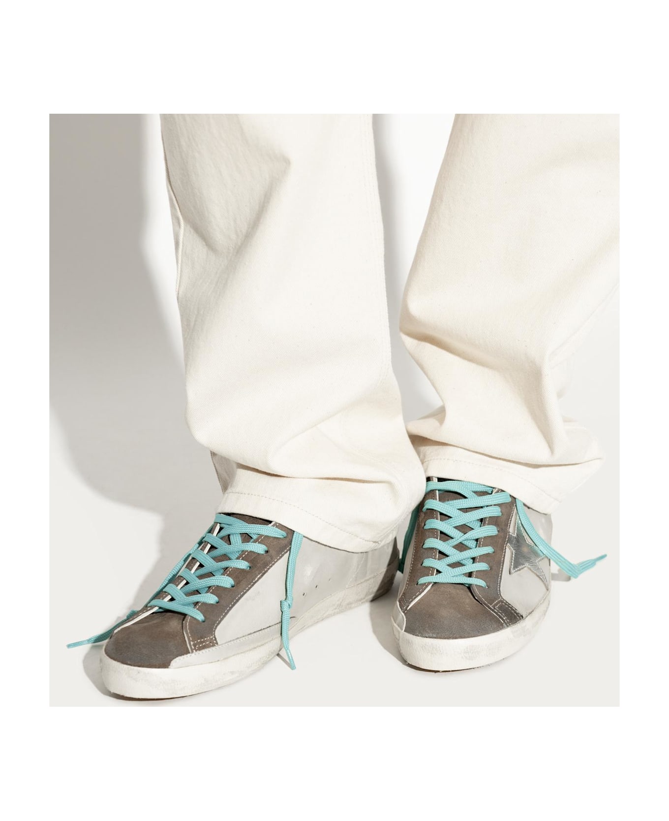 Golden Goose 
super-star Classic With List
 Sports Shoes - WHITE