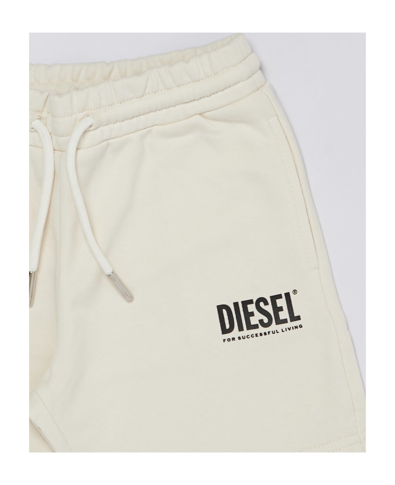Diesel Shorts Shorts - BURRO ボトムス