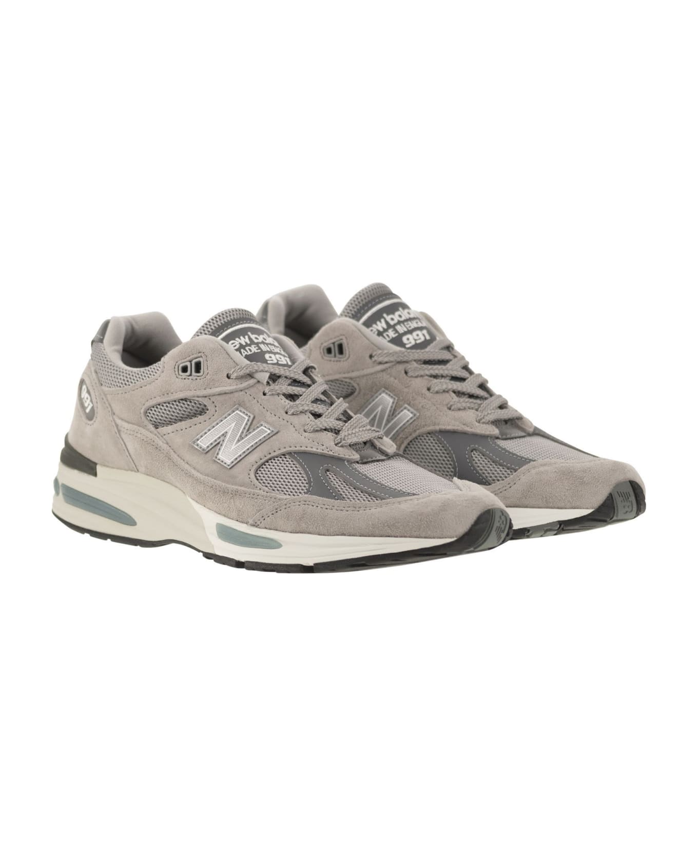 New Balance 991v2 - Sneakers - Grey