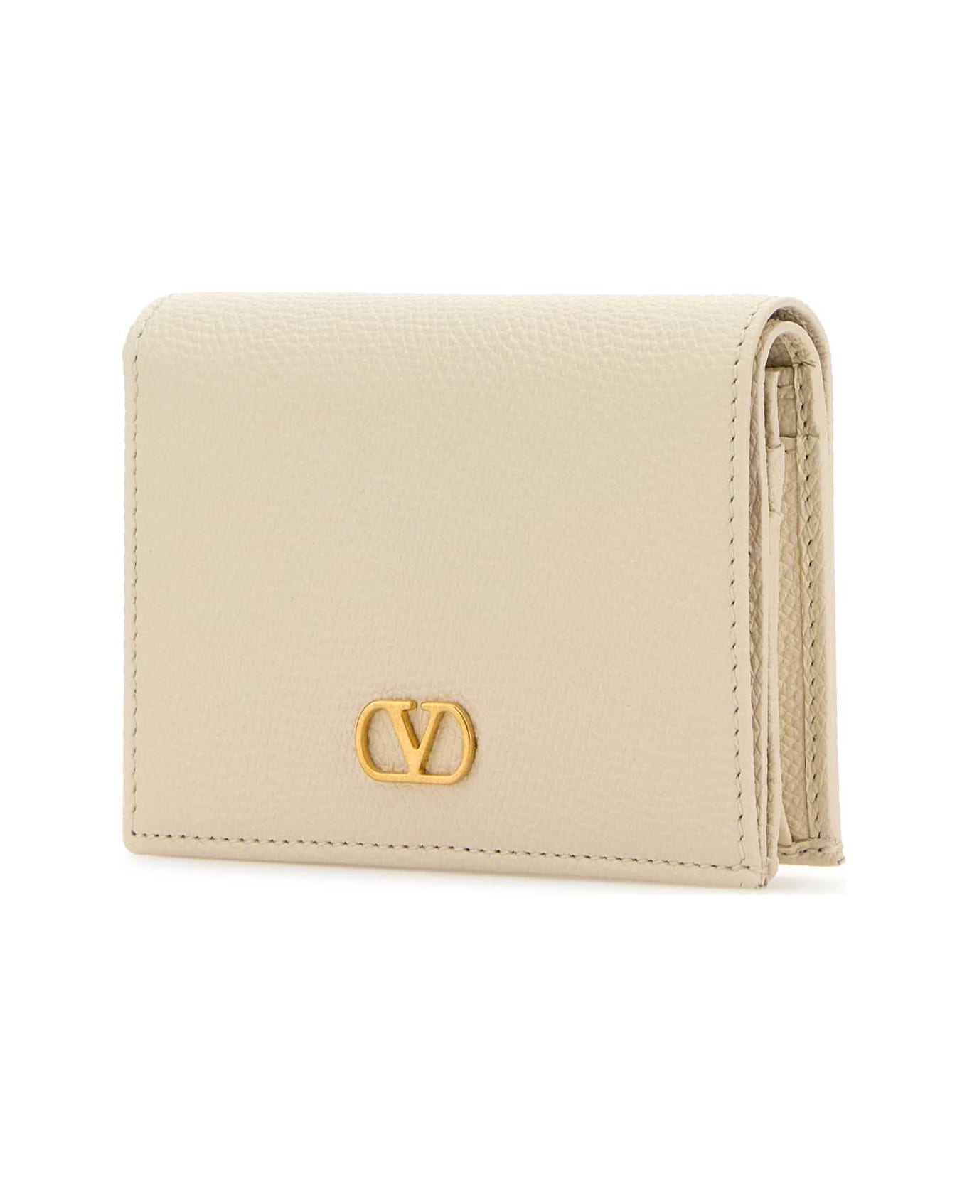 Valentino Garavani Ivory Leather Vlogo Wallet - LIGHTIVORY