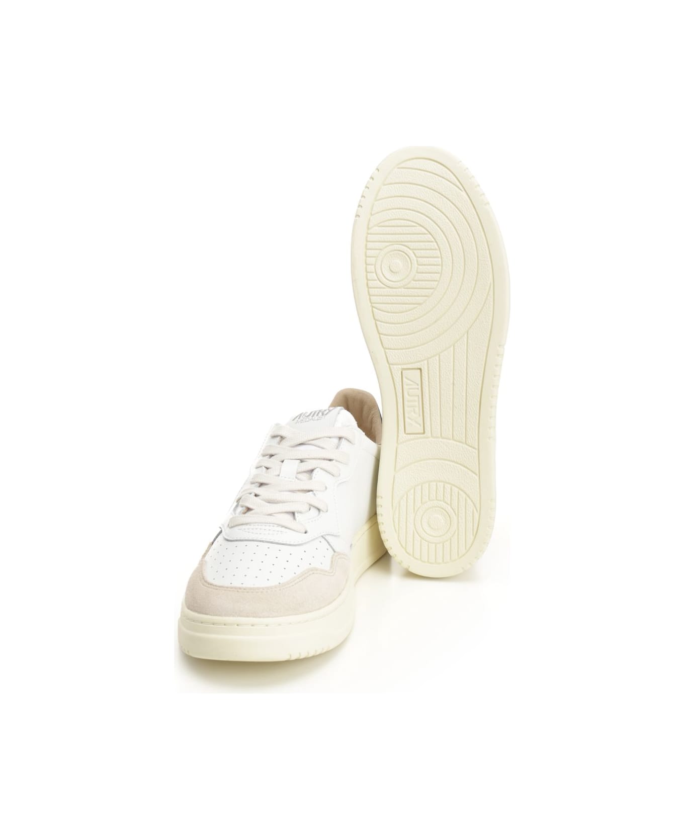Autry 'medalist Low' Sneakers - White Blue