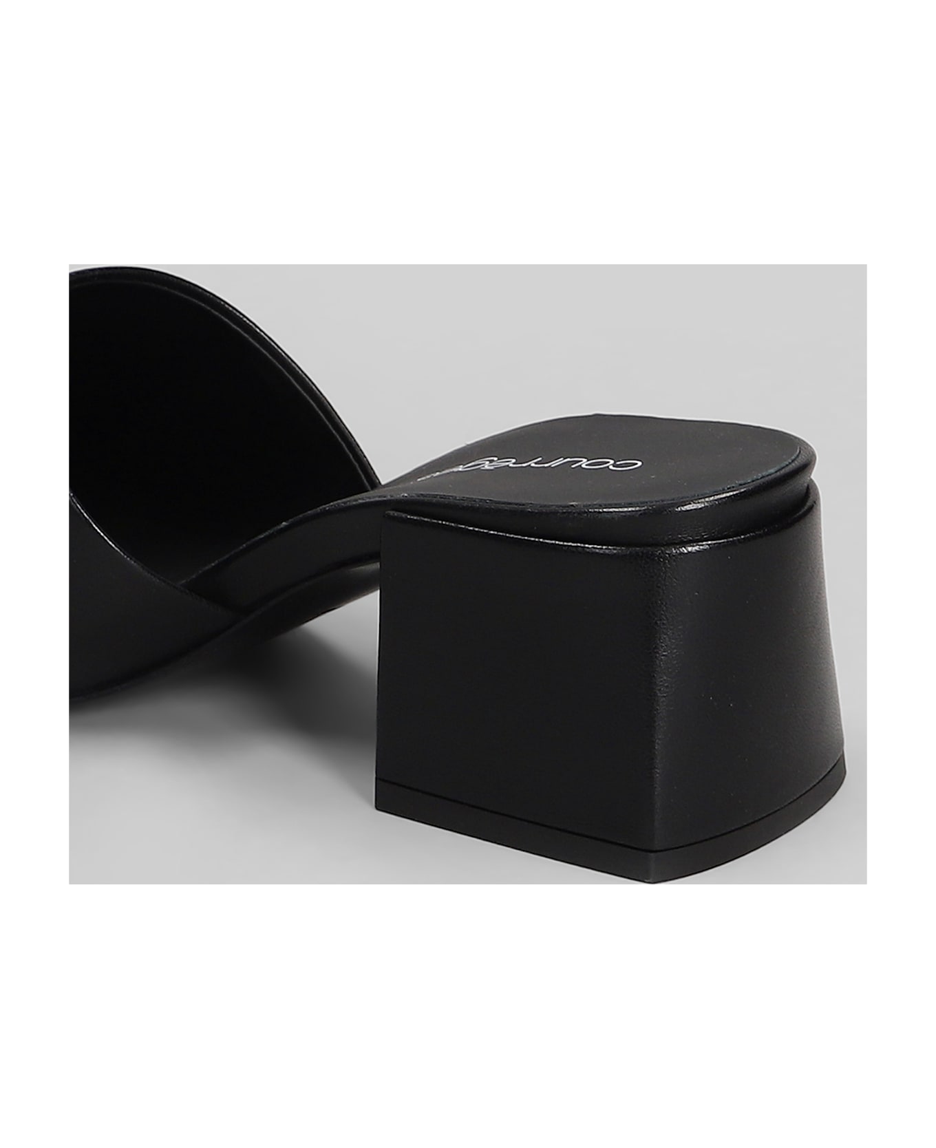 Courrèges Sandals In Black Leather - black