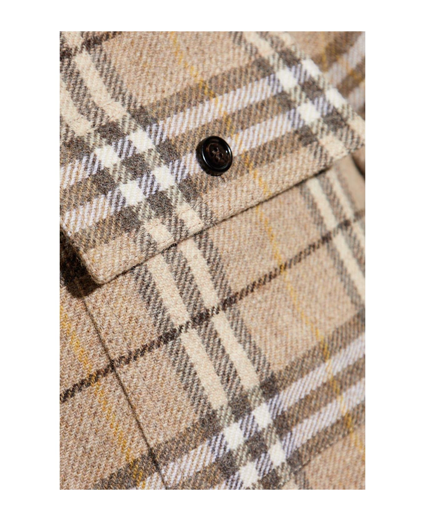 Burberry Long Sleeved Checked Shirt - BEACHLINDENCHECK