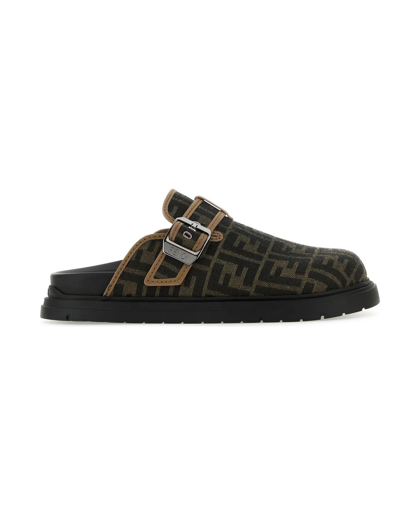 Fendi Embroidered Fabric Fendi Feel Slippers - TABACCONEROSAND