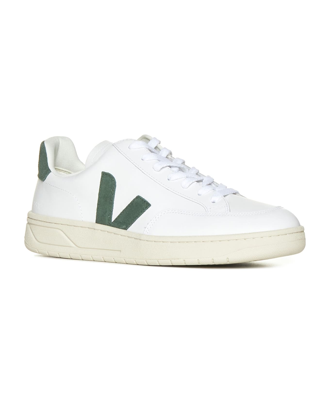 Veja Sneakers - Extra-white_cyprus