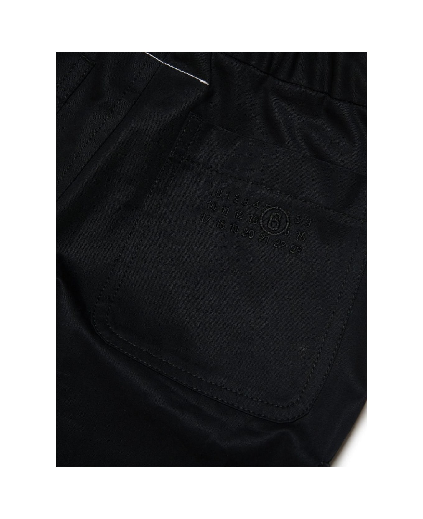 MM6 Maison Margiela Pants - Black ボトムス