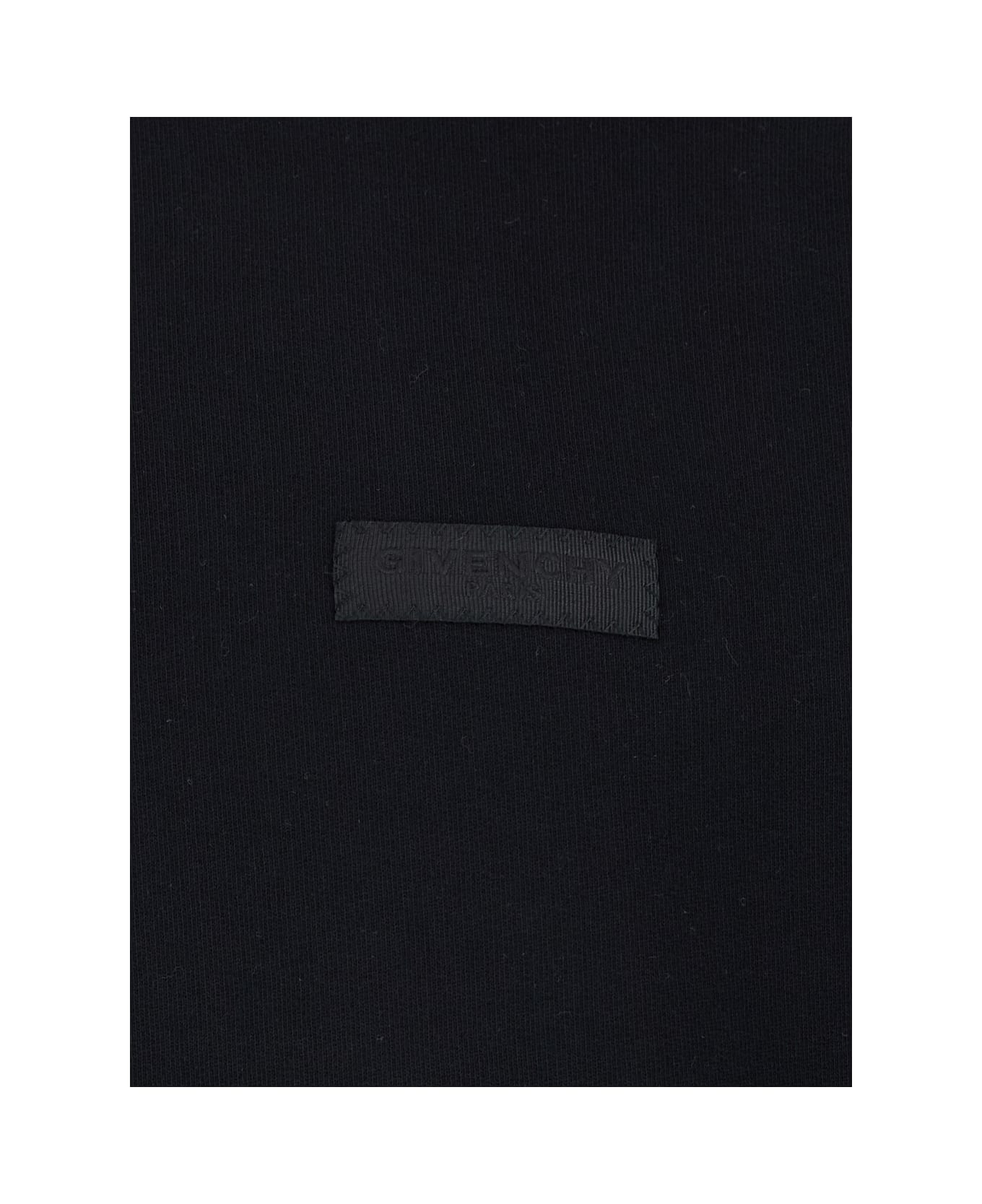 Givenchy Black Crewneck Sweatshirt With Logo Patch On The Front In Cotton Man - Black