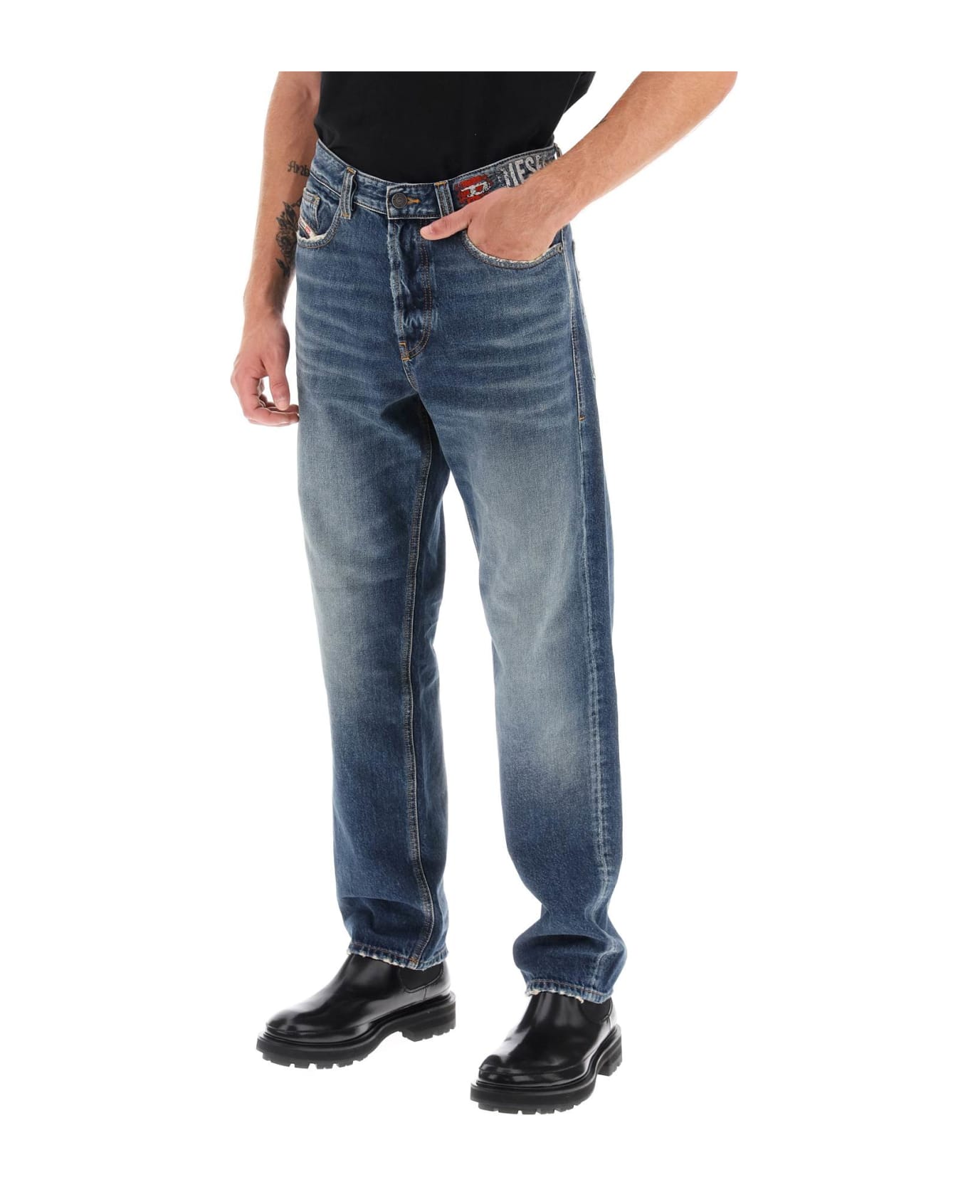 Diesel 'd-macs' Loose Jeans With Straight Cut - DENIM (Blue)