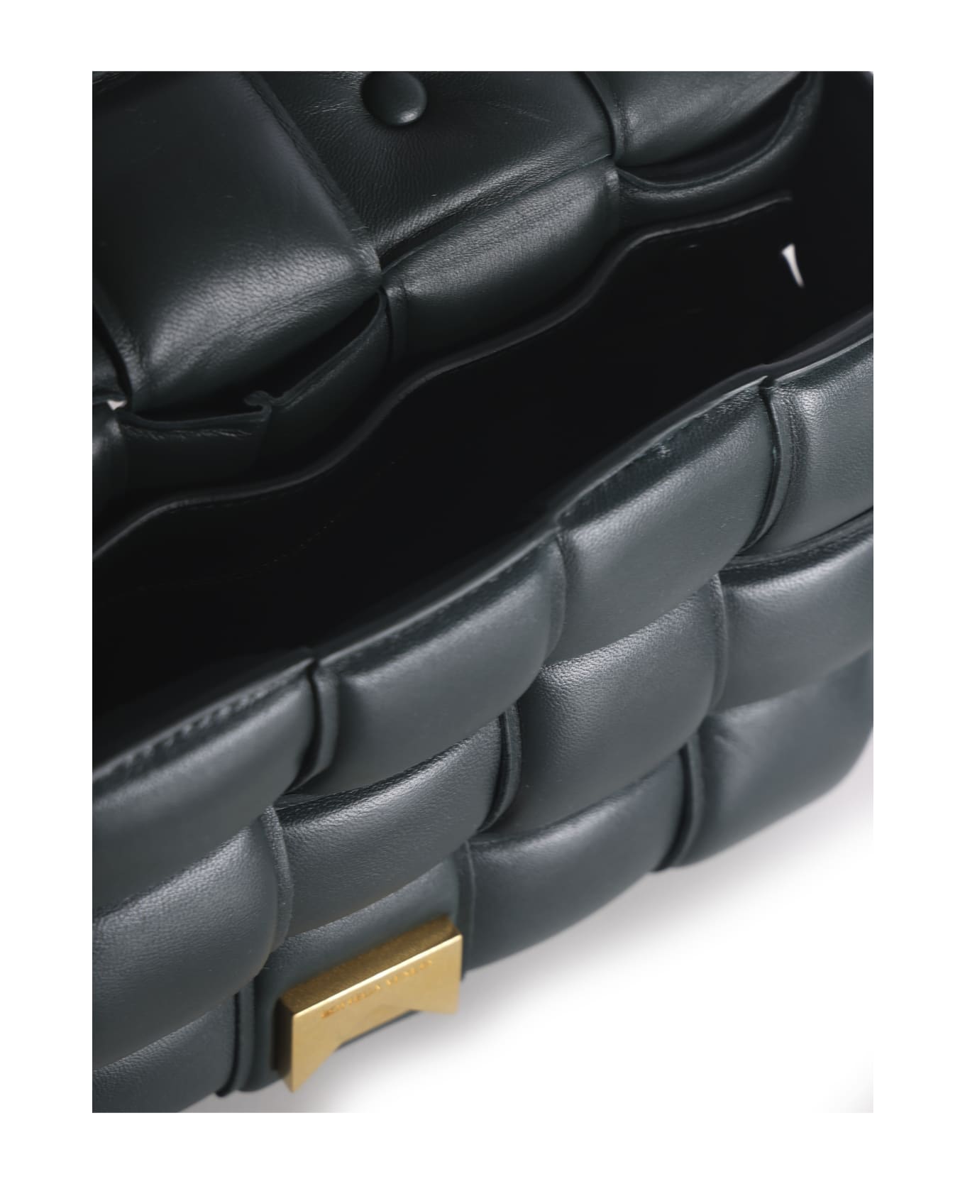 Bottega Veneta The Chain Cassette Bag In Leather - INKWELL-GOLD