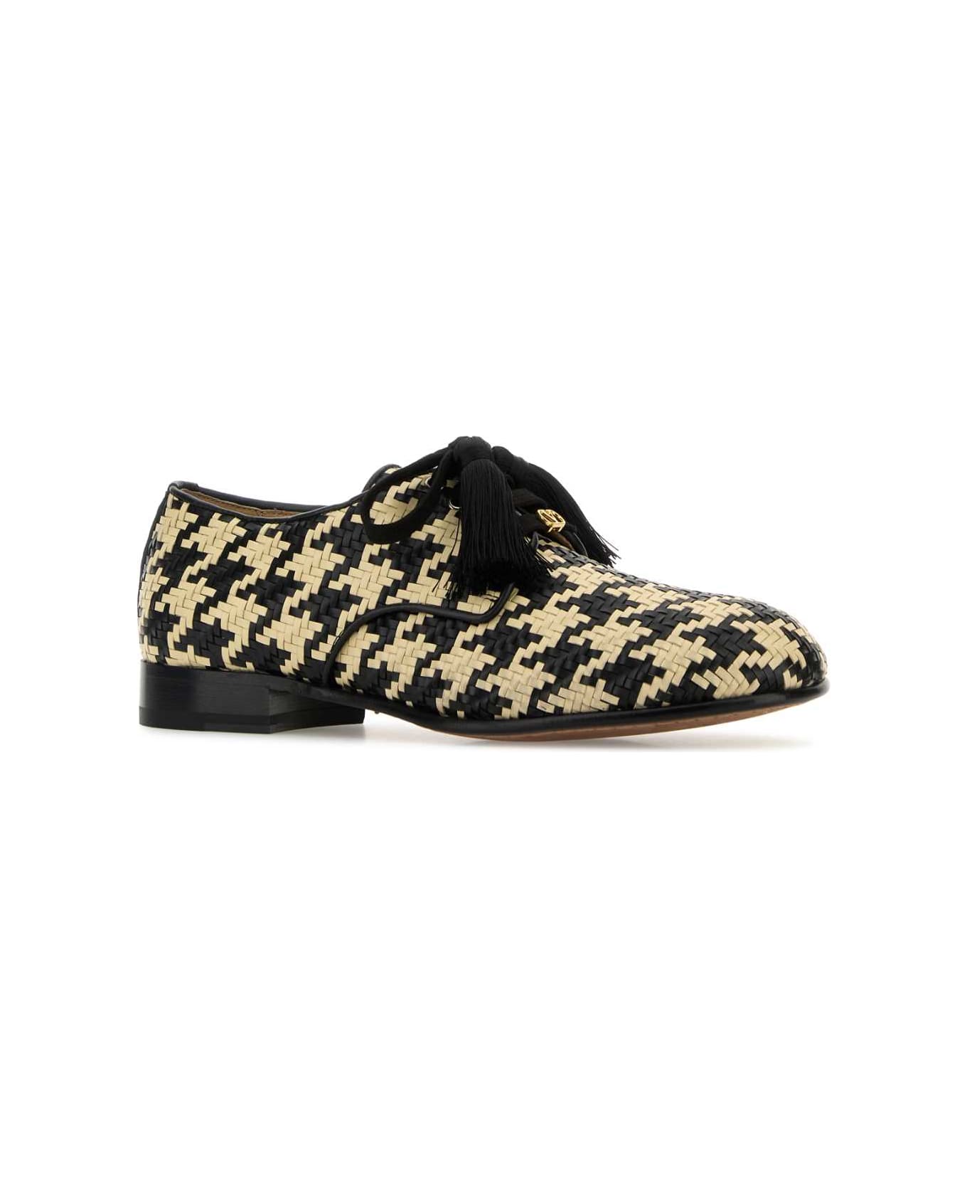 Valentino Garavani Two-tone Leather Vlogo Signature Lace-up Shoes - SHELLNERO