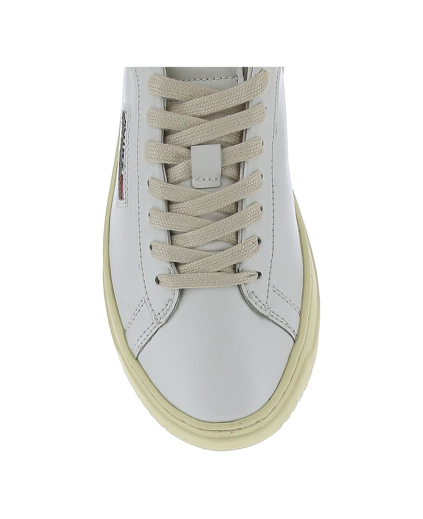 Autry Dallas Low-top Sneakers