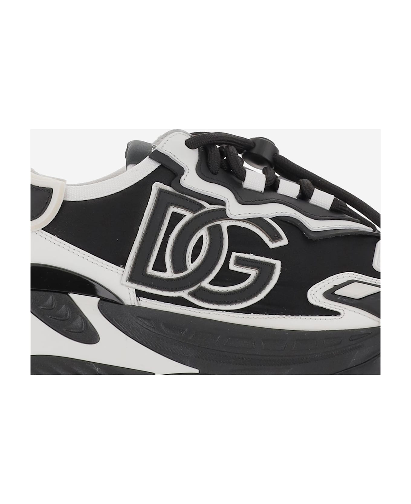 Dolce 
Gabbana Chunky Sneakers With Embroidered Logo - Black